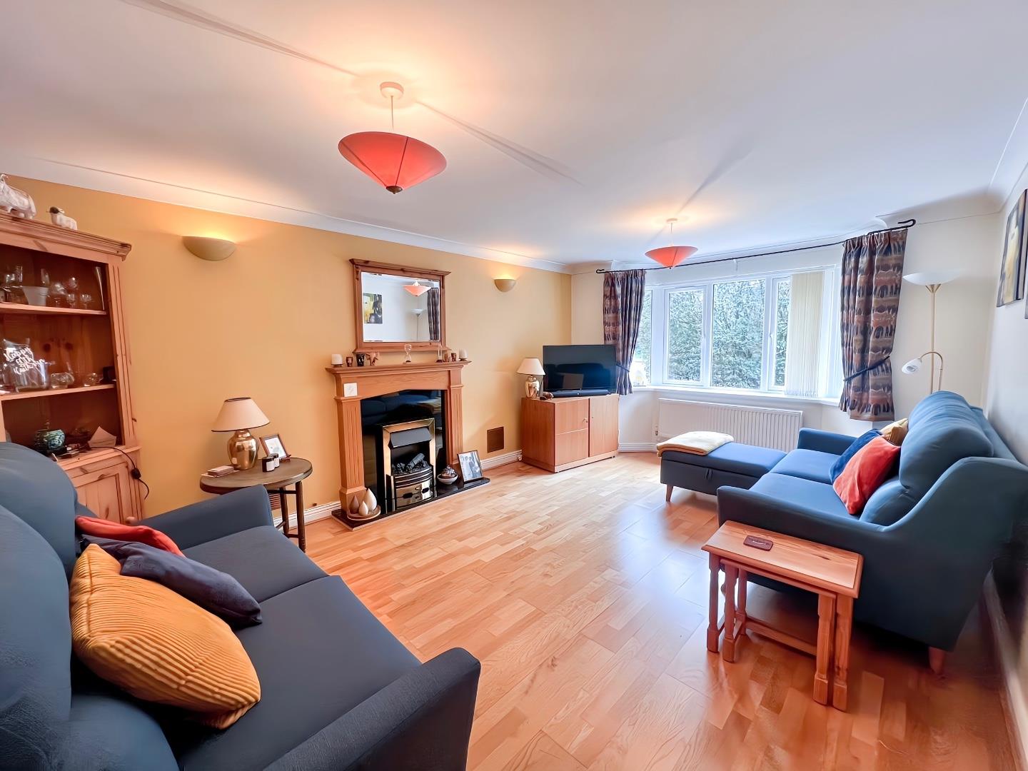Rhodfa Mes, Broadlands, Bridgend County Borough, CF31 5BF